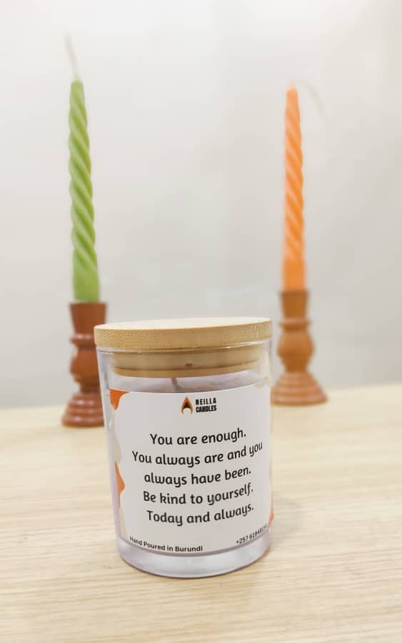 Cream Vanilla Scented Candle