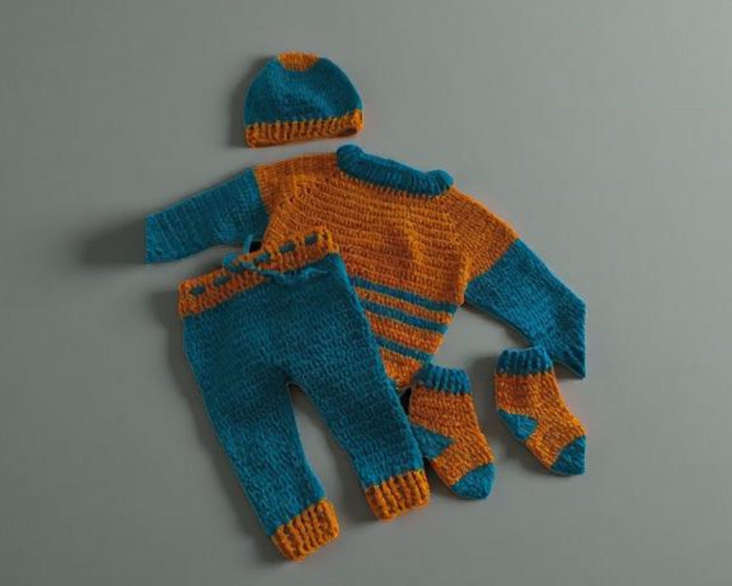 Baby hat set