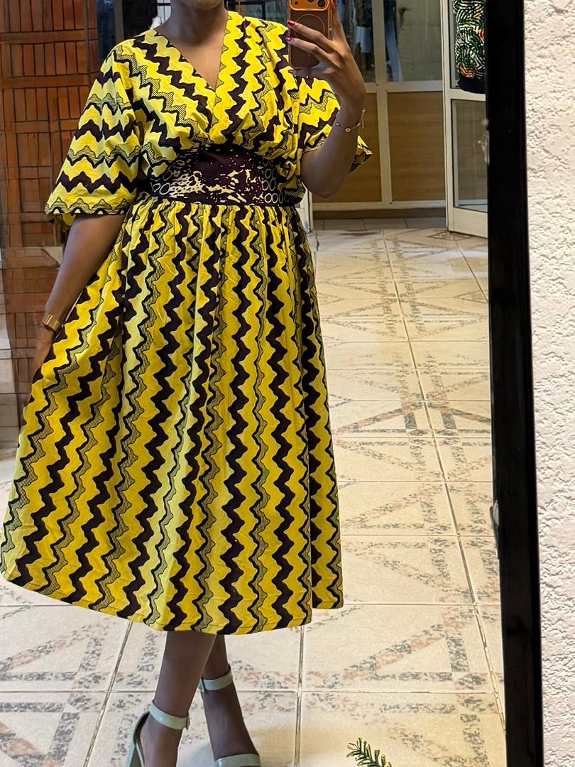 Robe Élégante Mi longue Croisée