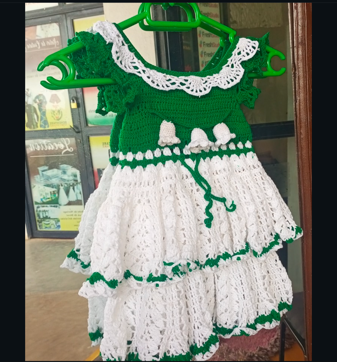 Robe courte sans manches