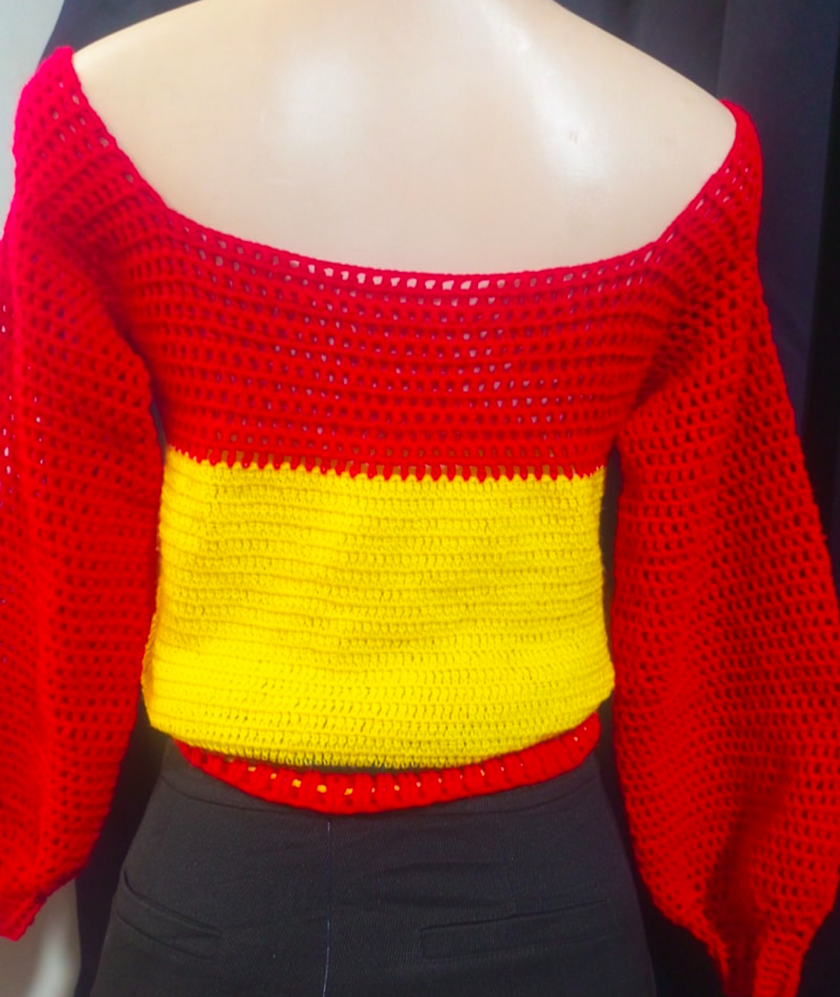 Pull col bateau