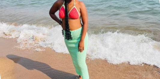 Ensemble brassière et jupe longue